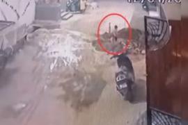 A boy fell into a pit dug to make a gutter and died by drowning cg news cg hindi news cg latest news raipur news cg big news khabargali 