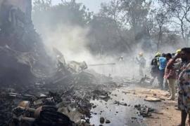 Tragic accident in Ahmedabad, Air India flight going to London crashes, 170 people died latest news hindi news big news khabargali 