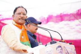 New initiative of Chief Minister Vishnudev Sai, distributing milch cows in tribal districts, care is also the responsibility of the government cg hindi news latest news big News khabargali 