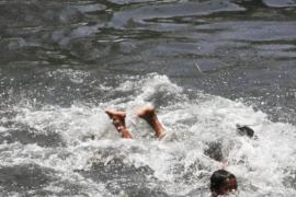 Major accident at Telibandha pond in Raipur, panic due to drowning of two children, police reached the spot Chhattisgarh News khabargali hindi news big news latest news khabargali 