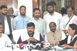 Minister of State for Social Justice and Empowerment Ramdas Athawale reviewed the progress of Chhattisgarh migration schemes, gave guidelines to officials, Raipur, Chhattisgarh, Khabargali