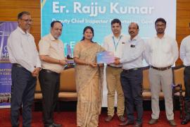 Pioneer of social change: Dr. Rajju Kumar awarded "Outstanding Natural Leader of the Year" by UNICEF's partner organization, Alliance for Behavior Change, Raipur, Chhattisgarh, KhabarGali