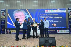 Successful people never take shortcuts, but are always ready to work hard" - Steve Waugh, Famous Australian cricket captain, World Cup winner and Steve Waugh gave motivational lecture under Coal India Golden Jubilee Lecture Series and SECL Ruby Jubilee at SECL, Bilaspur, Khabargali