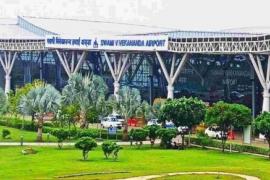 Cargo service resumes from Swami Vivekananda Airport, 40 kg of goods sent to Mumbai and Delhi hindi news big News latest News khabargali 