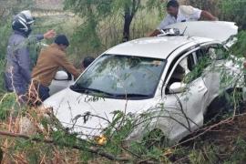Tragic accident on Bharatmala Expressway, husband, wife and daughter died after returning from a wedding ceremony. Hindi latest news hindi News big News khabargali