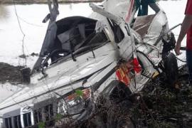 Three devotees going to Shirdi Sai Baba's Darshan died on the spot, four seriously injured. Hindi latest News big news khabargali