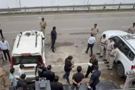 Janata Congress President Amit Jogi was put under house arrest by Raipur Police; he was to meet in black clothes. Hindi latest news big News khabargali