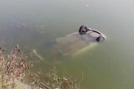 Five people died tragically when their car fell into a canal while returning from a wedding, with the gate locked. Hindi latest News big News khabargali 