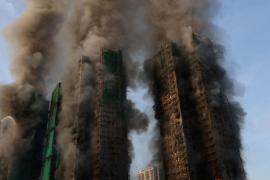 Fire engulfs 8 buildings in Hong Kong, killing 45 people, leaving more than 300 missing hindi News latest News khabargali 