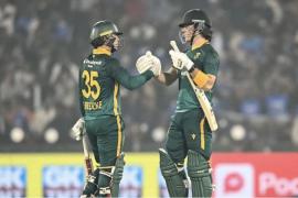 South Africa defeated India by 4 wickets in Raipur, bowlers ruined Kohli and Gaikwad's centuries, lost by 358 runs, Darshan was disappointed, Chhattisgarh, Khabargali