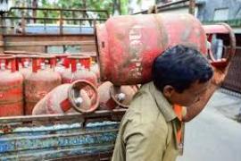 Inflation hits in the new year, domestic gas cylinder price hiked by Rs 11
