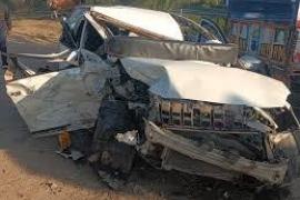 Three friends who were on their way to visit Mahakaleshwar died; they had left Telangana for the pilgrimage.