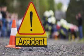 तेज रफ्तार स्कार्पियो पेड़ से टकराई, 3 लोगों की मौत, 10 से ज्यादा घायल खबरगली High-speed Scorpio hits tree, 3 killed, more than 10 injured jagdalpur hindi news jagdalpur khabargali 