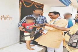  MLA hands gun to child, photo goes viral, sparks uproar latest news big news gariyaband khabargali 