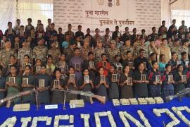 108 Maoists surrendered, including 44 women cadres; a reward of Rs 3.29 crore was announced. Raipur Chhattisgarh hindi news khabargali 