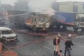 Horrific accident in Rajasthan, 5 people burnt alive, driver badly scorched hindi news big news rajasthan news khabargali 