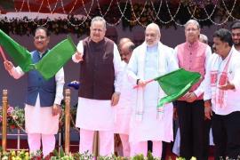 Dial 112 in Chhattisgarh gets 400 new vehicles, Union Home Minister Amit Shah flags them off raipur chhattisgarh hindi news khabargali 