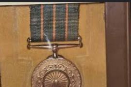  Three soldiers from Chhattisgarh received the Shaurya Chakra, honored by President Draupadi Murmu. Hindi News latest khabargali 