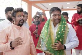 Cabinet Minister Kedar Kashyap visited the divine abode of Maa Matangi; he offered prayers and sought blessings for the state's prosperity. Hindi news latest news khabargali 
