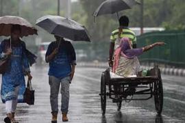 Heavy rainfall returns to Chhattisgarh  Orange alert issued for 18 districts and Yellow alert for 24 districts Chhattisgarh News hindi News khabargali 