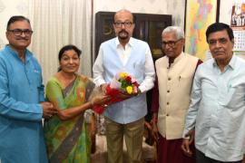 Positive initiative to include Chhattisgarhi in the Eighth Schedule; Chhattisgarhi linguists met Governor Ramen Deka. Latest news Hindi News khabargali 