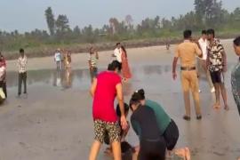 Major tragedy at Raigad's Diveagar Beach: 8 students drown in the sea; a group of 48 people had come from Pune for a picnic. Latest news hindi news khabargali 