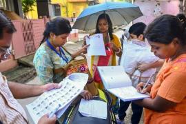 Search for 19 lakh voters in Chhattisgarh begins; BLOs will visit homes to collect information. raipur chhattisgarh hindi news khabargali 