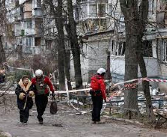  Russia bombards Ukraine with missiles and drones, killing 16 hindi news big news khabargali 