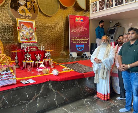 The slogan of 'Johar Jagannath' will echo again in Raipur, the grand court of Lord Jagannath will be decorated in AT Palace from July 9, special Mahaprasad will come from Puri, special reel competition on the 70th anniversary of Anopchand Tilokchand Jewellers, cash prizes will be given, AT Palace Kotwali Chowk, Raipur, Chairman of Jewellers Tilokchand Bardia Jewellers, Director Nikesh Bardia, Chhattisgarh, Khabargali