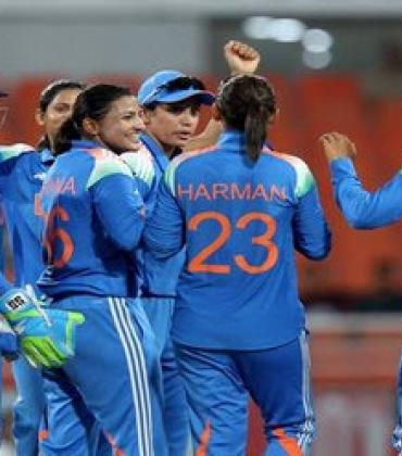 Smriti Mandhana smashes a magnificent century, breaks a major Asian cricket record