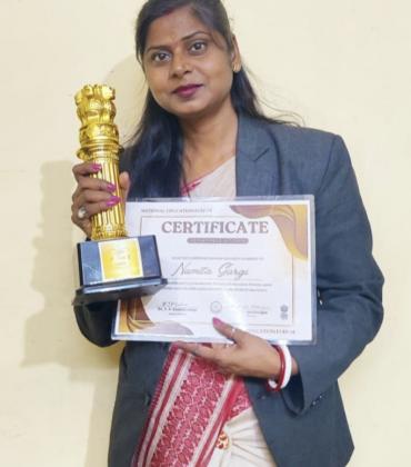 Namita Gargi, a pioneer of a new revolution in the art world, recipient of national awards, Woman Changemaker of the Year 2023, Incredible India Award 2024, National Teacher Award, National Teacher Award, Raipur, Chhattisgarh, Khabargali