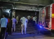 Government liquor shop engulfed in flames at midnight; panic ensues opposite the railway station. latest News hindi News khabargali 