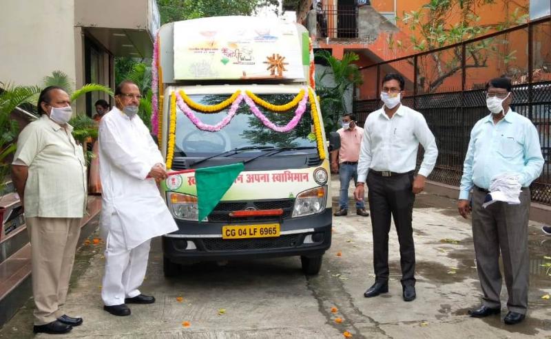 Rajendra tiwari, president, khadi gramodhyog bord, mobile van, khabargali