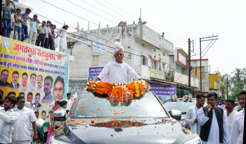 Guru Ghasidas Baba, descendant, Guru Gaddinsheen Jagatguru, Government of Chhattisgarh, Minister of Public Health Engineering and Village Industries, Guru Rudrakumar, Satnam Sandesh Yatra, Satnami Society, Guru Balak Das, Raipur to Dongargarh, Khabargali