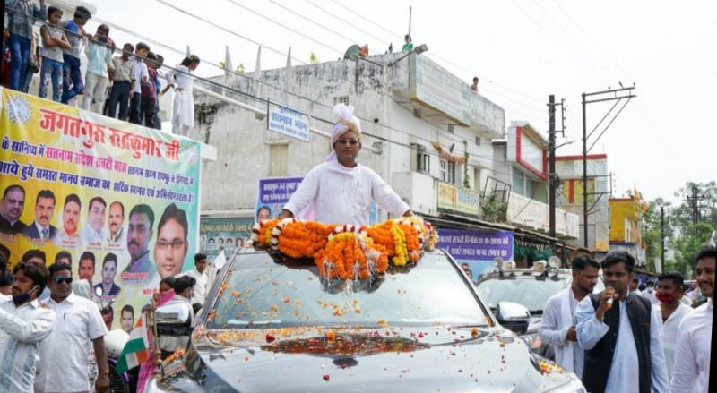 Guru Ghasidas Baba, descendant, Guru Gaddinsheen Jagatguru, Government of Chhattisgarh, Minister of Public Health Engineering and Village Industries, Guru Rudrakumar, Satnam Sandesh Yatra, Satnami Society, Guru Balak Das, Raipur to Dongargarh, Khabargali