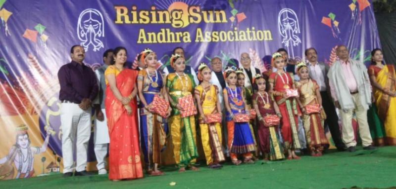 Rising Sun Andhra Association, Sankranti Milan Samaroh, Wagon Repair Shop Colony, Sri Sholapuri Mata Temple, Telugu Samaj, G. Swamy, Secretary T. Srinivasa Reddy, M. Srinivasa Rao, Raipur, Khabargali