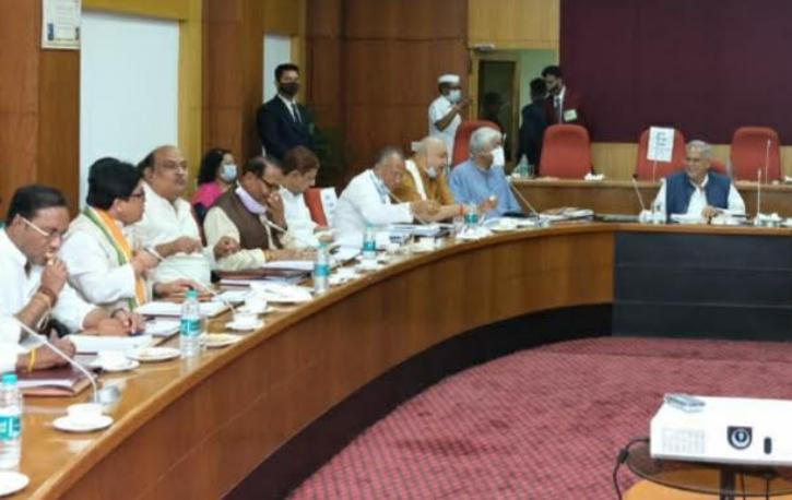Bhupesh Cabinet, Chief Minister Bhupesh Baghel, Legislative Assembly, Chief Committee Room, Council of Ministers, State Small Forest Produce Association, Khabargali