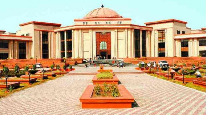 Bar Council of India, Chhattisgarh Bar Council, Advocate General, Advocate Ashish Srivastava, Prateek Sharma, Fergie Lawyer, Khabargali