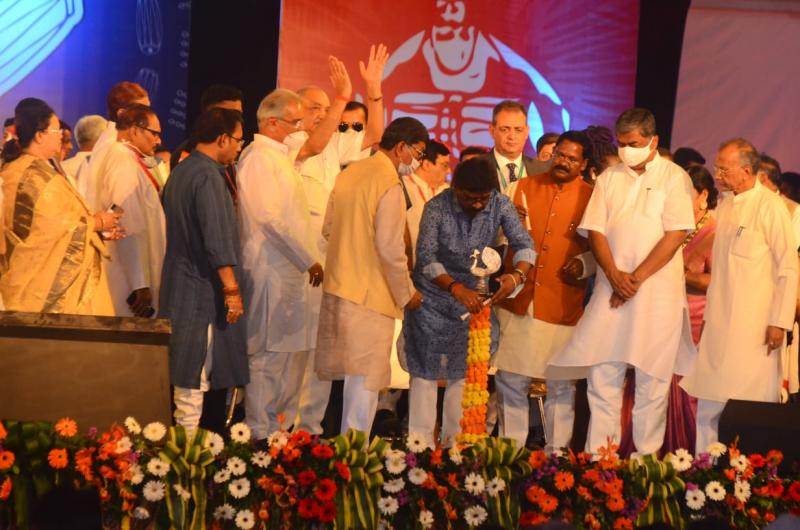 National Tribal Dance Festival', Rajyotsava 2021 Celebrations, Raipur, Science College Ground, Jharkhand Chief Minister Hemant Soren, Chhattisgarh Chief Minister Bhupesh Baghel, Khabargali