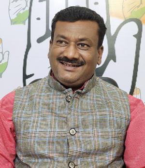 Mandi fee, farmers in Chhattisgarh, BJP's press conference, Dhananjay Singh Thakur, MSP guarantee, Raman Sarkar, Khabargali