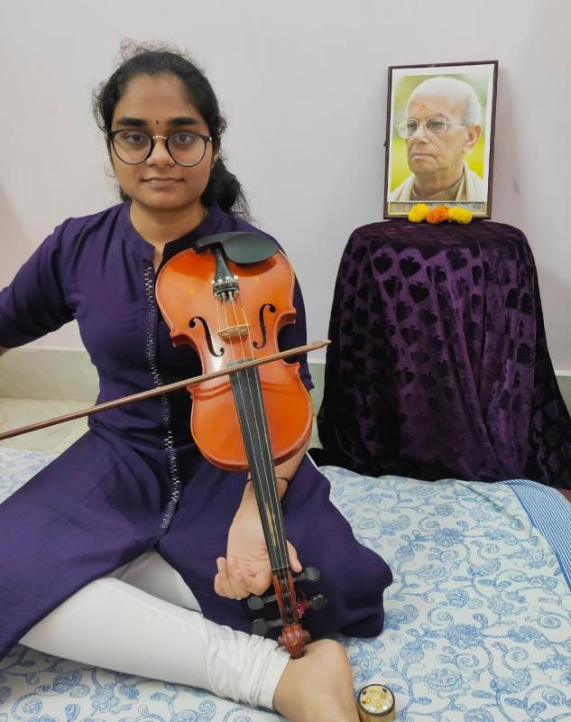 Pandit Gunwant Madhavlal Vyas Smriti Sansthan, Ravivasari Sangeet Sabha, Archana Ashrita, Presentation of Bela-Vacation, Famous Guru Pandit Sukhdev Prasad Mishra and Famous Musician Dr. Ramshankar, Violin, Raga-Bilaskhani Todi, Beautiful Alap-Jod-Jhala, Deepak Vyas,  Raipur, Chhattisgarh, Khabargali