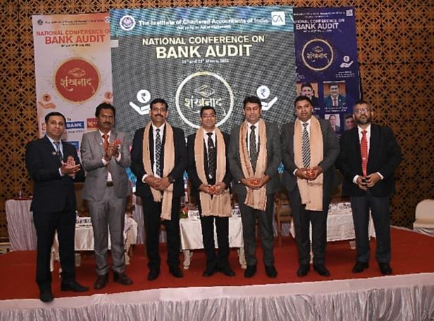 First Day Workshop of Bank Audit, National President, Debashish Mishra, Audit Insurance Committee Board President, Sanjeev Singhal, CA Amitabh Dubey, Media Incharge, CA Annu Poddar, CA Mrinalini Dubey, Chhattisgarh, Khabargali,