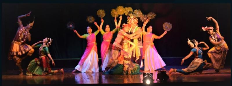 Indira Kala Sangeet Vishwavidyalaya Khairagarh, Shruti Mandal, Dau Dular Singh Mandraji, Khabargali
