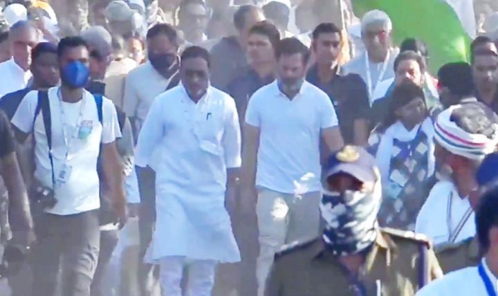 Indore district's Mhow, Congress's Bharat Jodo Yatra, Rahul Gandhi, Chhattisgarh's Public Health Engineering Minister Guru Rudra Kumar, involved in the march, Khabargali