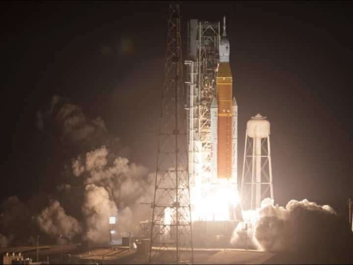 NASA's Moon Mission Launch, Rocket, Moon, Space Launch System, SLS, Florida's Kennedy Space Center, America, India, Russia, Japan, Khabargali