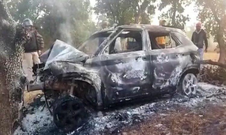 6 killed in two major road accidents in Chhattisgarh, a car collided with a tree in Bilaspur and a fire burnt to ashes, a truck crushed two brothers riding a bike in Bhilai, 4 people died of burns alive, dead bodies in Podi-Khaira of Ratanpur area became a skeleton, khabargali