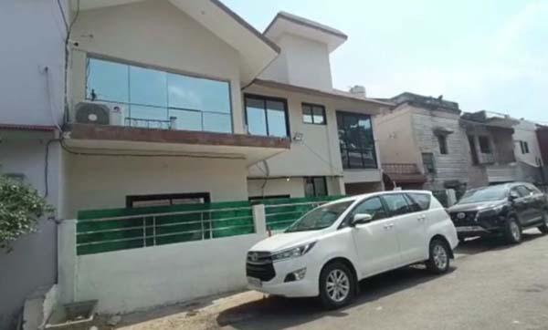 ED raids houses of coal traders, officials and leaders in Chhattisgarh, Chief Minister Bhupesh Baghel targets center, raipur, khabargali