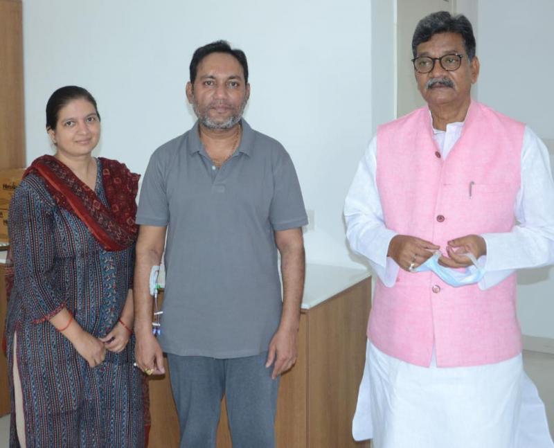 Chhattisgarh Assembly Speaker Dr. Charandas Mahant, Public Health Engineering and Khadi Village Industries Minister Guru Rudra Kumar, Kushalakshem, Raipur Ramakrishna Hospital, Chhattisgarh, Khabargali