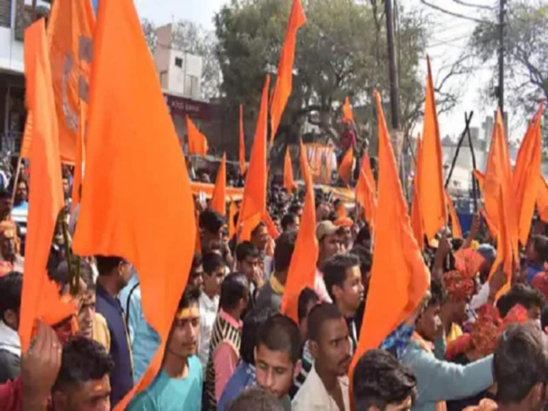 VHP's Chhattisgarh bandh today, the incident happened between two communities, Vishwa Hindu Parishad and Sakal Hindu Samaj, in Biranpur under Saja assembly constituency of Bemetara district.khabargali
