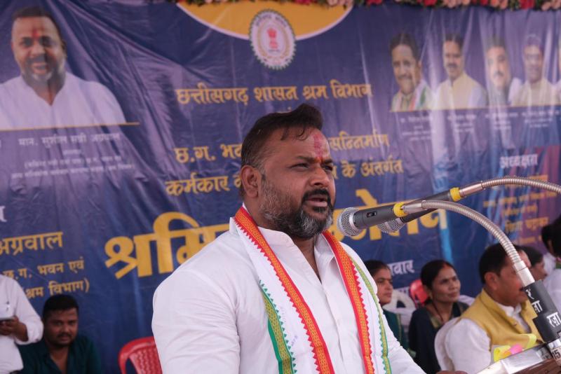 Workers Conference, President of Chhattisgarh Building and Other Construction Workers Welfare Board, Sushil Sunny Agarwal, Chhattisgarh, Khabargali